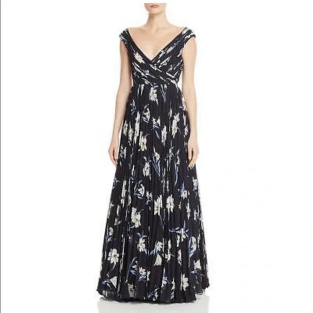 NWOT Fame and Partners Navy Floral Formal Gown Night Lily Print